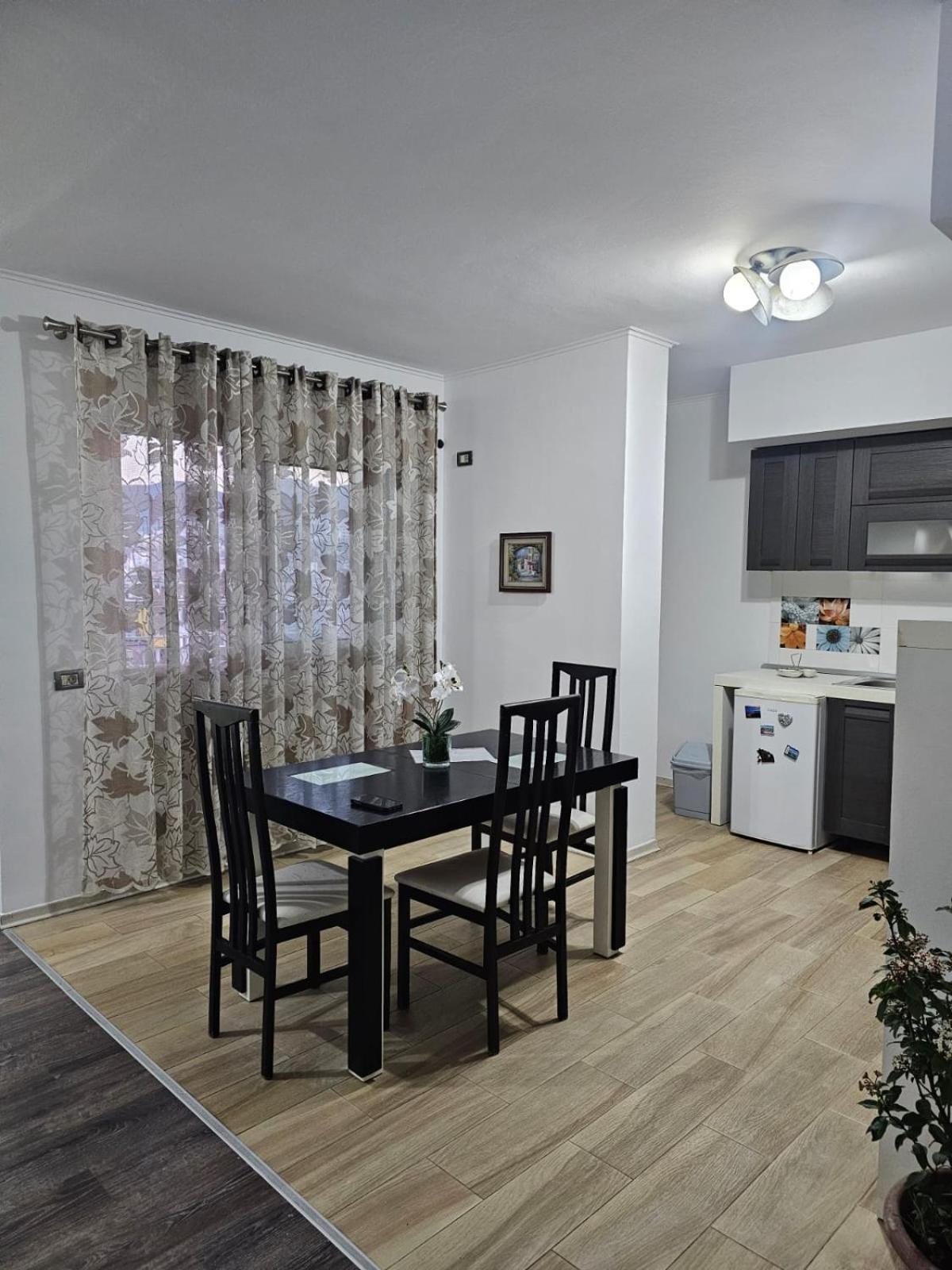 Main Apartment Tiranë Eksteriør bilde